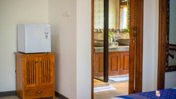 Lion Villa, 2 Bedrooms, Hill Landscape | Room amenity