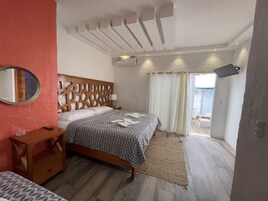 Suite Confort | 1 chambre, couette en duvet d'oie, ameublement personnalisé