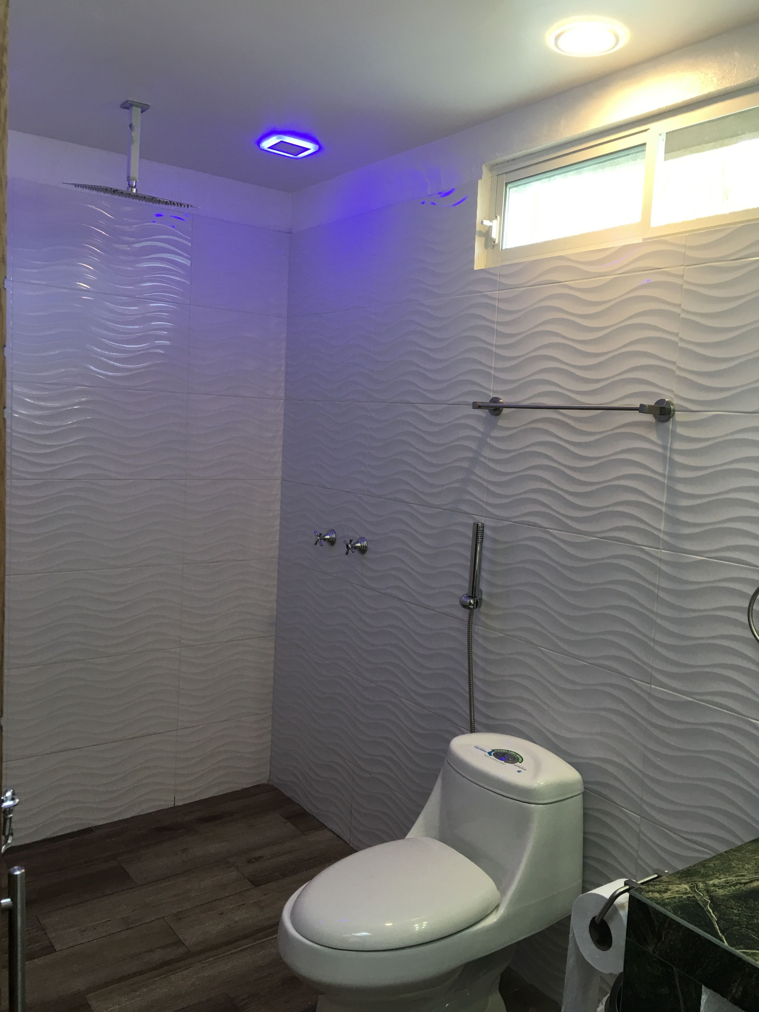 Bungalow Deluks, Beberapa Tempat Tidur, Bebas Asap Rokok, pemandangan halaman | Kamar mandi | Shower, perlengkapan mandi gratis, pengering rambut, dan handuk