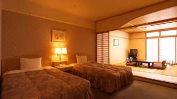 办公桌、笔记本电脑工作区、熨斗/熨板、免费 WiFi