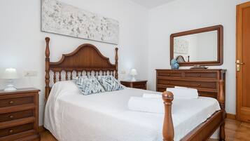 2 camere, ferro/asse da stiro, Wi-Fi gratuito, lenzuola