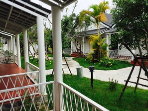 Eenvoudige tweepersoonskamer | Terras