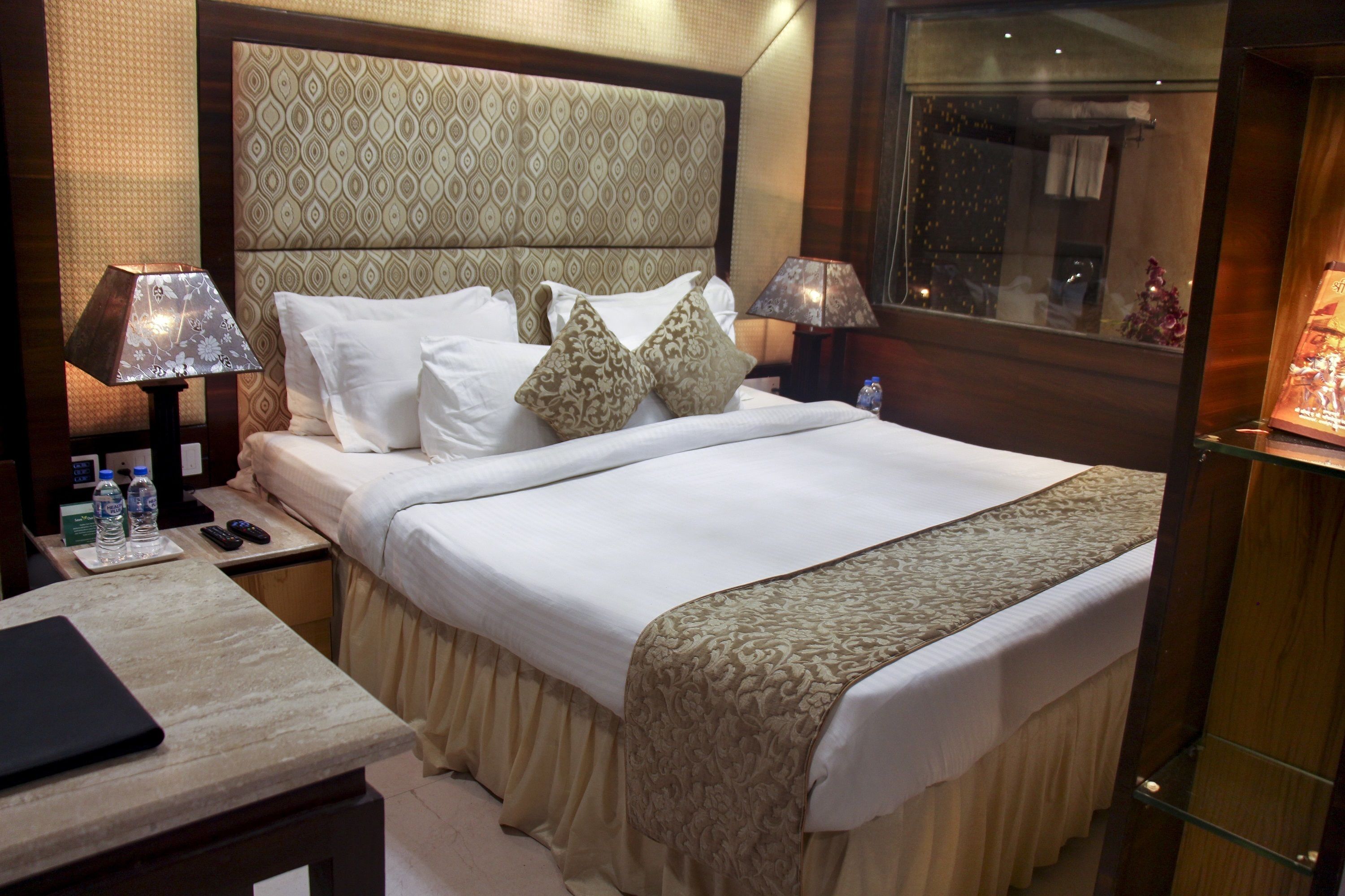 Suite | Caja fuerte, escritorio, camas supletorias y wifi gratis