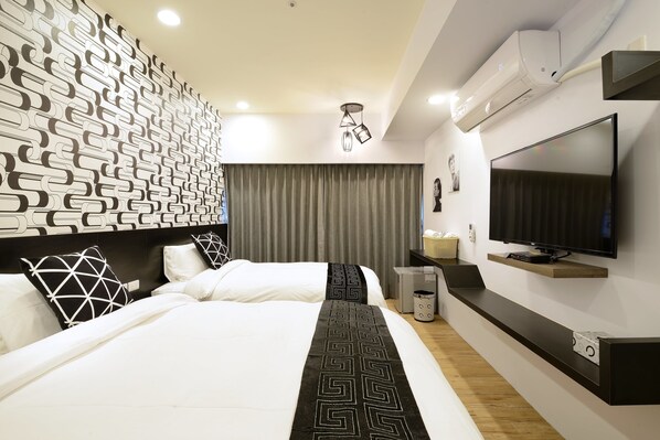 Quadruple Room | Egyptian cotton sheets, premium bedding, down duvets