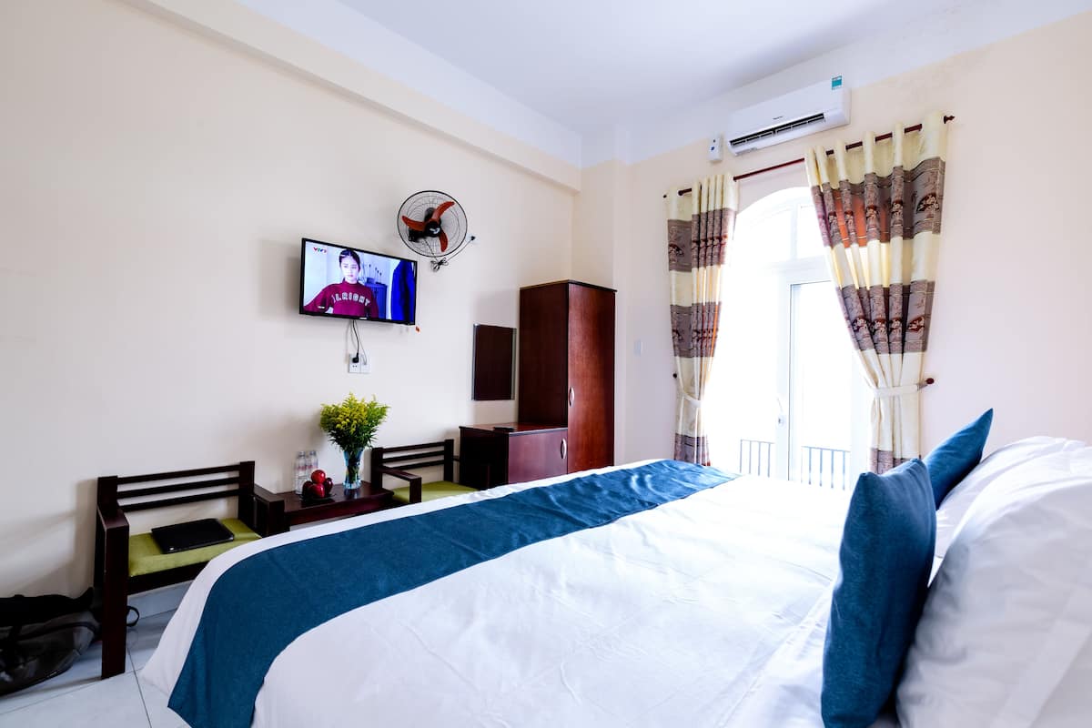 Phòng Deluxe | Minibar, bàn, phòng cách âm, bàn ủi/dụng cụ ủi quần áo