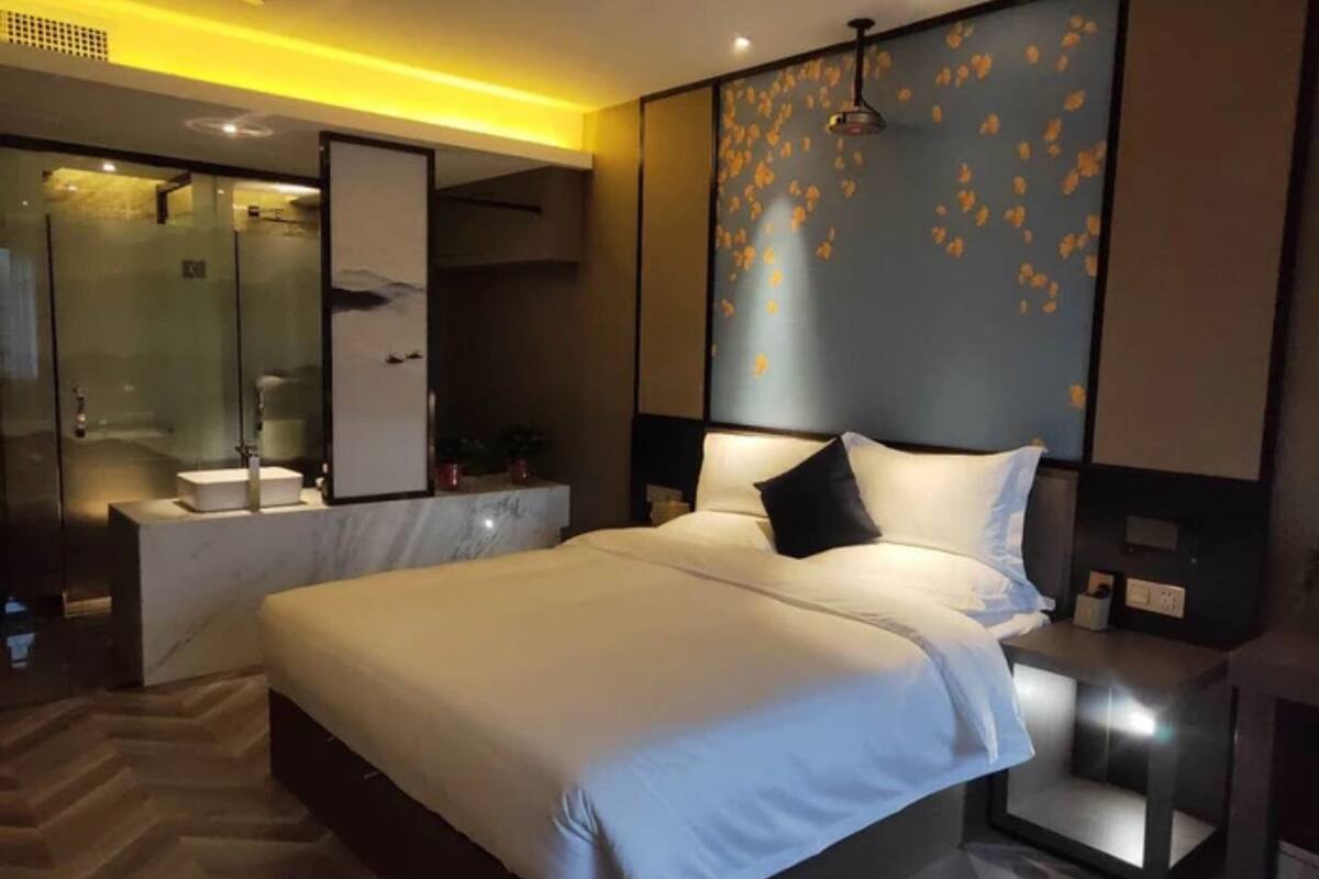 Habitación doble estándar | Escritorio, cortinas blackout y wifi gratis