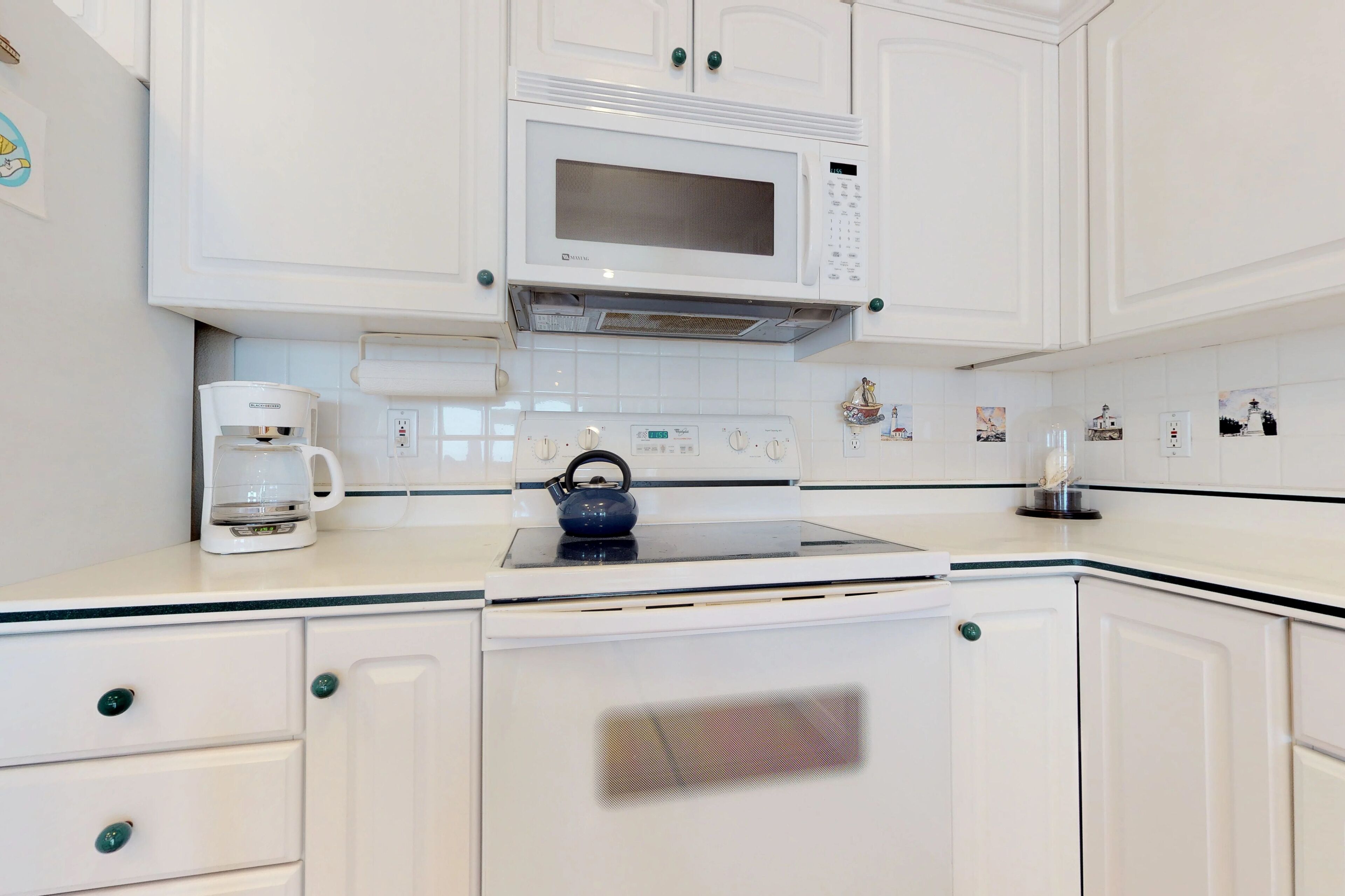 Dog-friendly, waterfront townhouse duo w/ a private hot tub & amazing views!