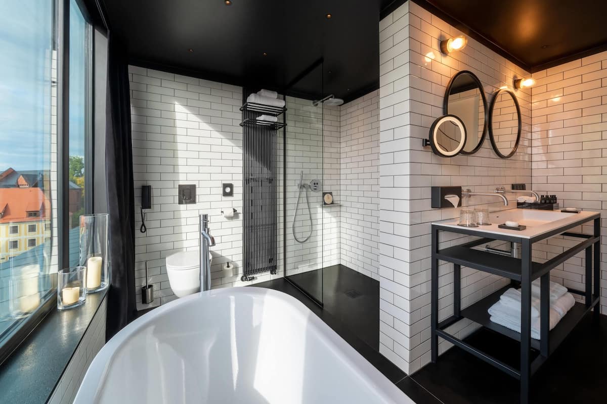Presidentiële suite, 1 kingsize bed | 1 slaapkamer, luxe beddengoed, een minibar, een kluis op de kamer