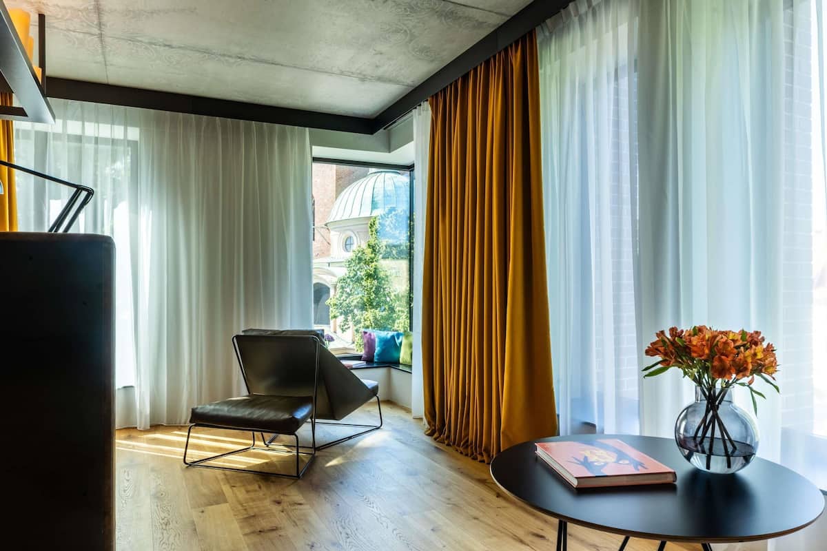 Junior-Suite, 1Â King-Bett