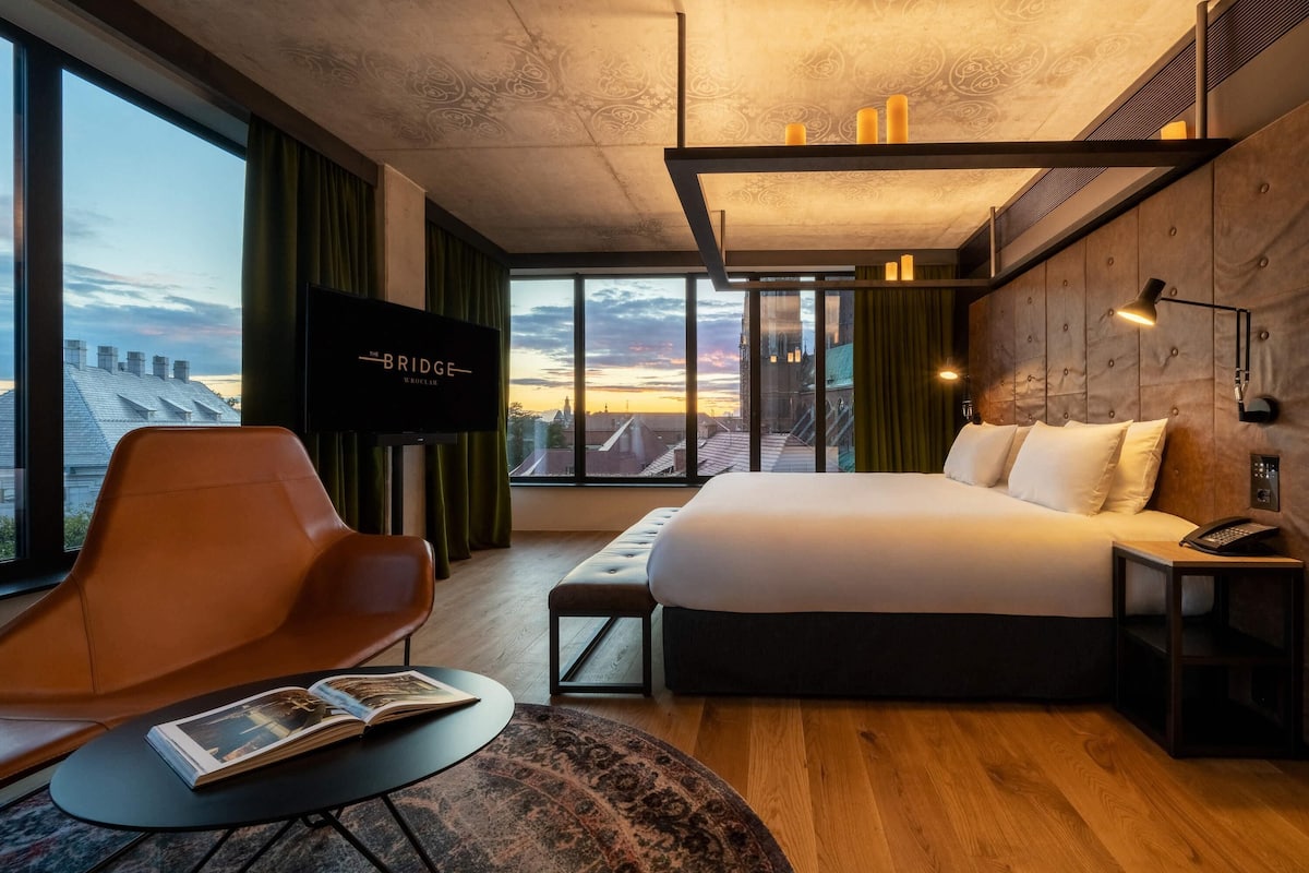 Suite – president, 1 kingsize-seng | Sengetøy av topp kvalitet, minibar, safe på rommet og skrivebord