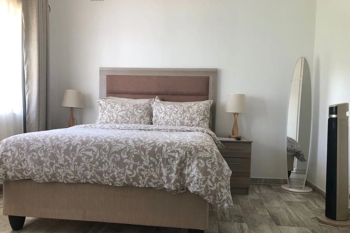 Classic Room, Garden View