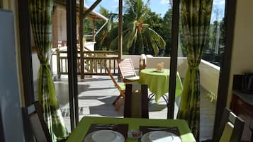 Studio, 1 Queen Bed with Sofa bed, River View | Balcony view