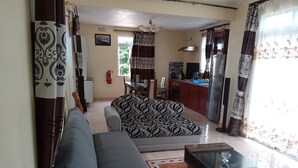 Căn hộ, 1 phòng ngủ, quang cảnh sông | Bếp riêng | Tủ lạnh, lò vi sóng, lò nướng, bếp nấu 