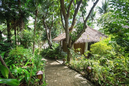 Exterior. Mandala Spa and Resort Villas