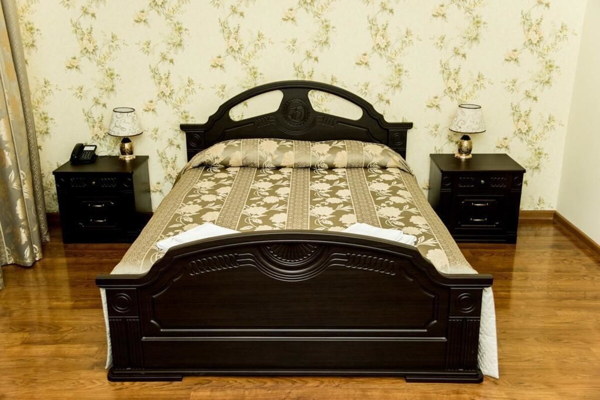 In-room safe, blackout drapes, WiFi (free), bed sheets