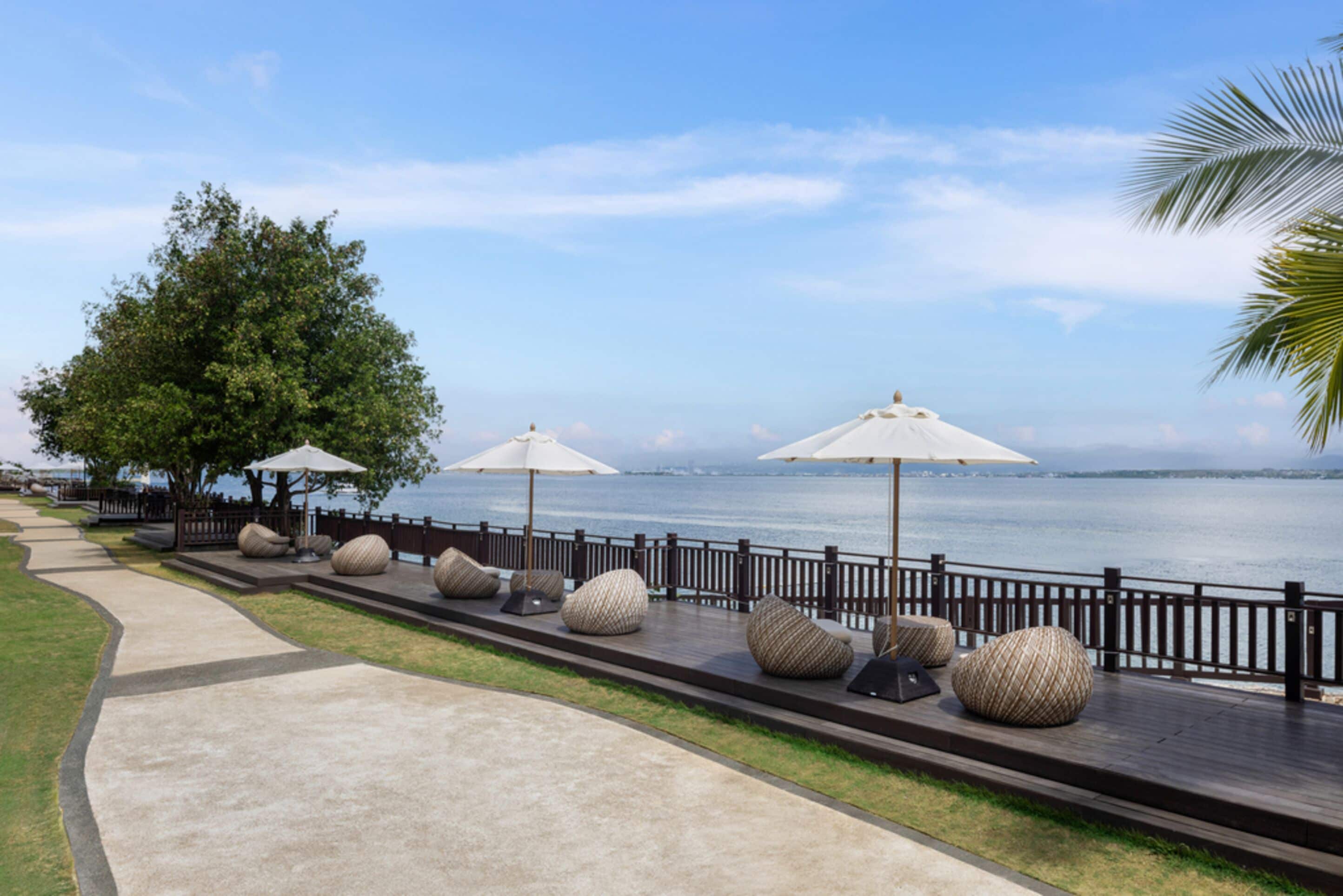 2 albercas al aire libre, camas balinesas gratuitas y camastros 