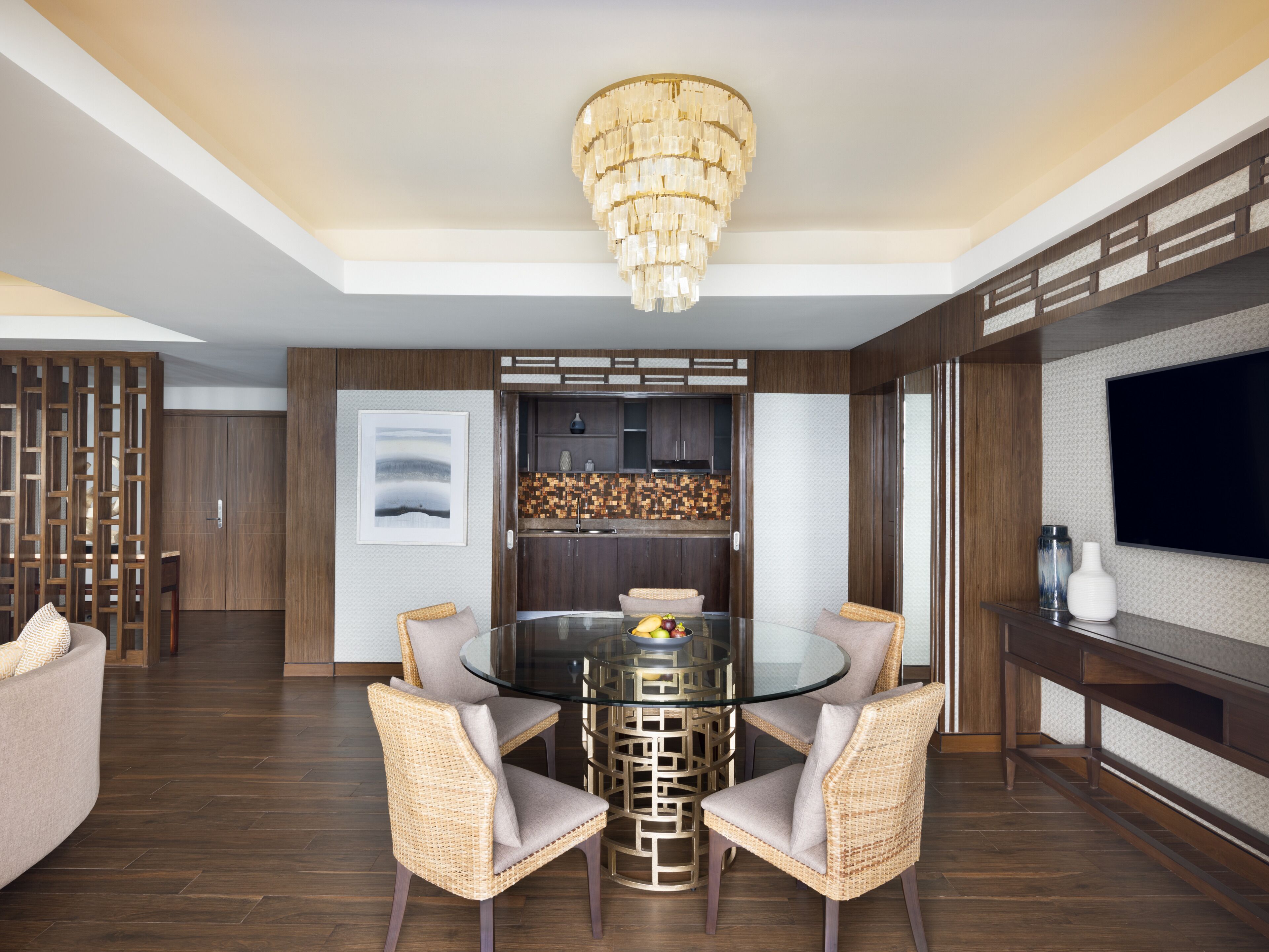 3 Bedroom JG Suite (John Gokongwei Suite) | Hypo-allergenic bedding, minibar, in-room safe, desk