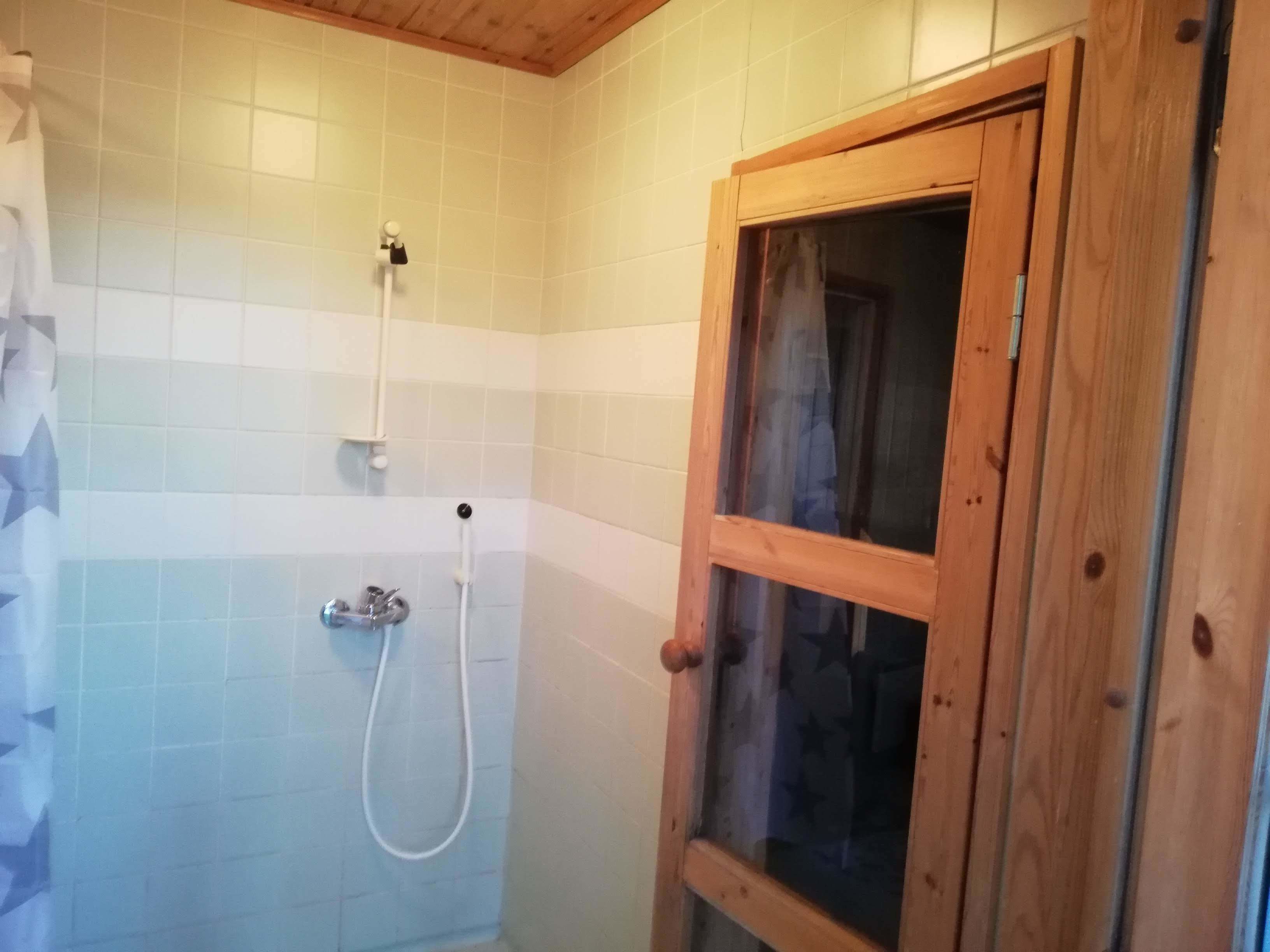 Dusj på badet