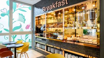 Enjoy a convenient breakfast in a well-appointed dining area with a view.