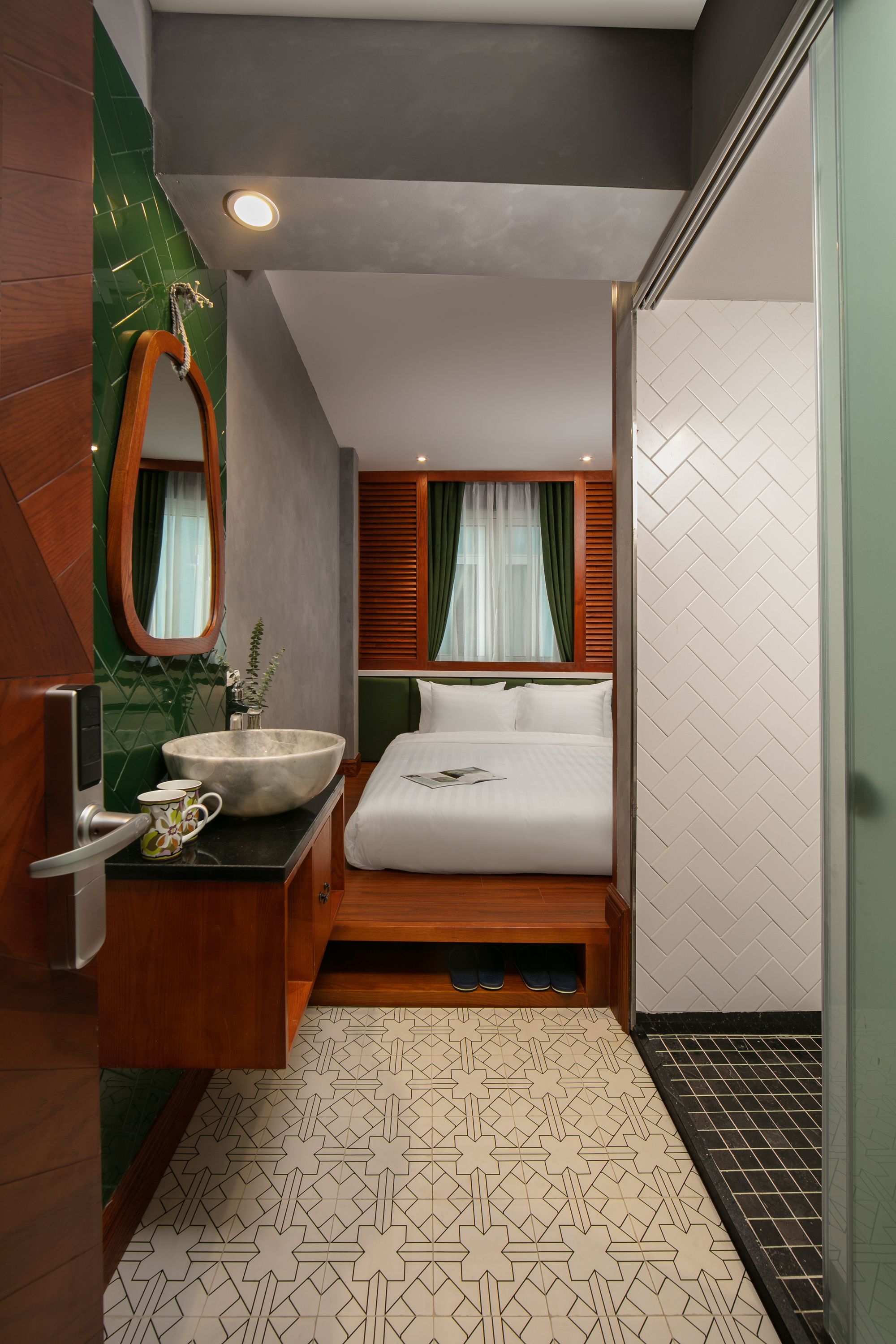 standard room | in-room safe, soundproofing, iron/ironing board, free wifi