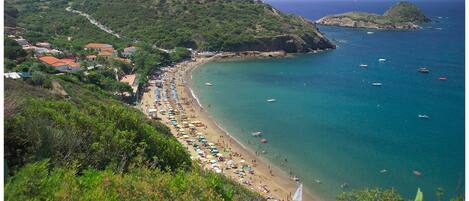 On the beach, black sand, scuba diving, snorkelling