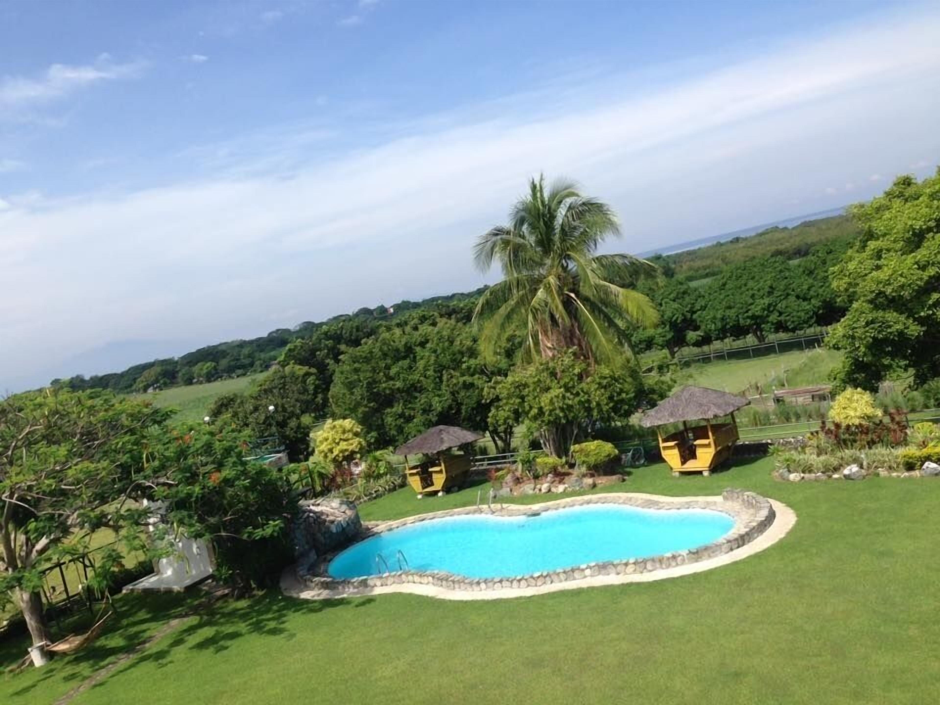3Bedroom Calatagan Family Private Resort
