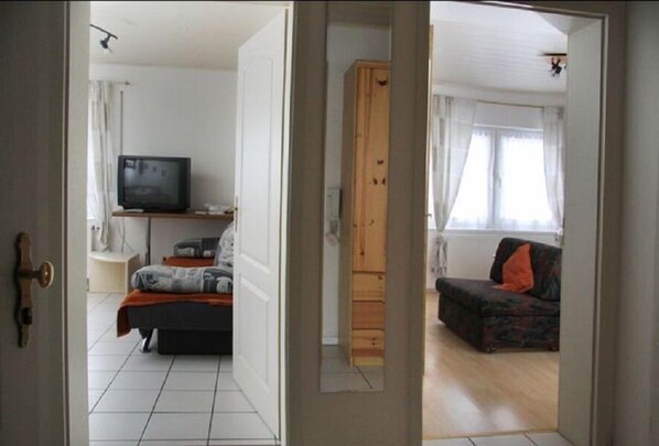 2 bedrooms, hypo-allergenic bedding, in-room safe, desk - Appartements & Ferienwohnungen Wolf Usingen (Usingen)