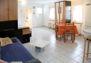 Studio (Angela) | Living area - Appartements & Ferienwohnungen Wolf Ober-Mörlen (Ober-Morlen)