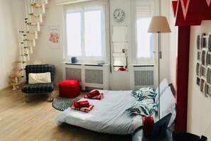 1 chambre, fer et planche à repasser, Wi-Fi, literie fournie