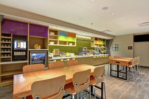Desayuno continental incluido todos los días