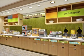 Café da manhã continental grátis todos os dias