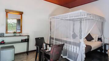 Minibar, fer et planche Ă  repasser, Wi-Fi gratuit, draps fournis