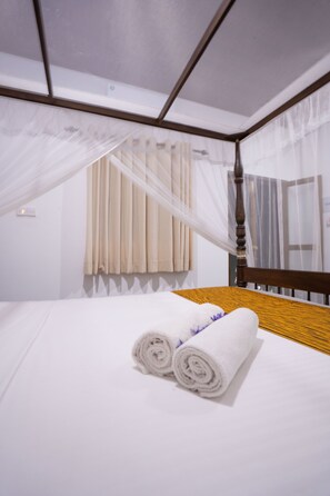 Chambre Double Deluxe, 1 grand lit, vue jardin