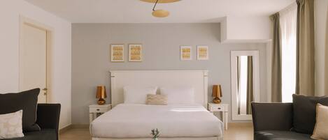 1 bedroom, minibar, individually furnished, bed sheets