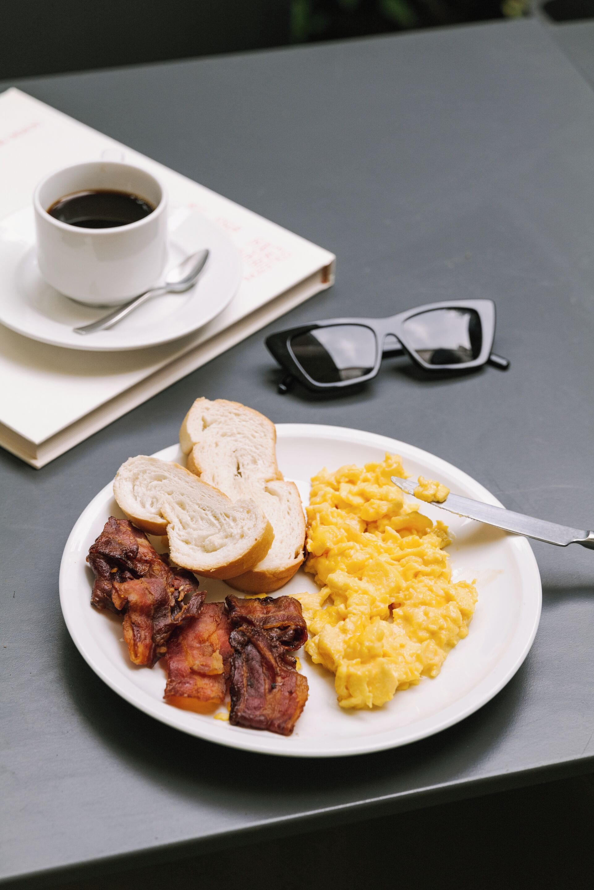 daily continental breakfast (eur 17 per person)
