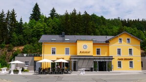 Exterior - GleisEins (Naila)
