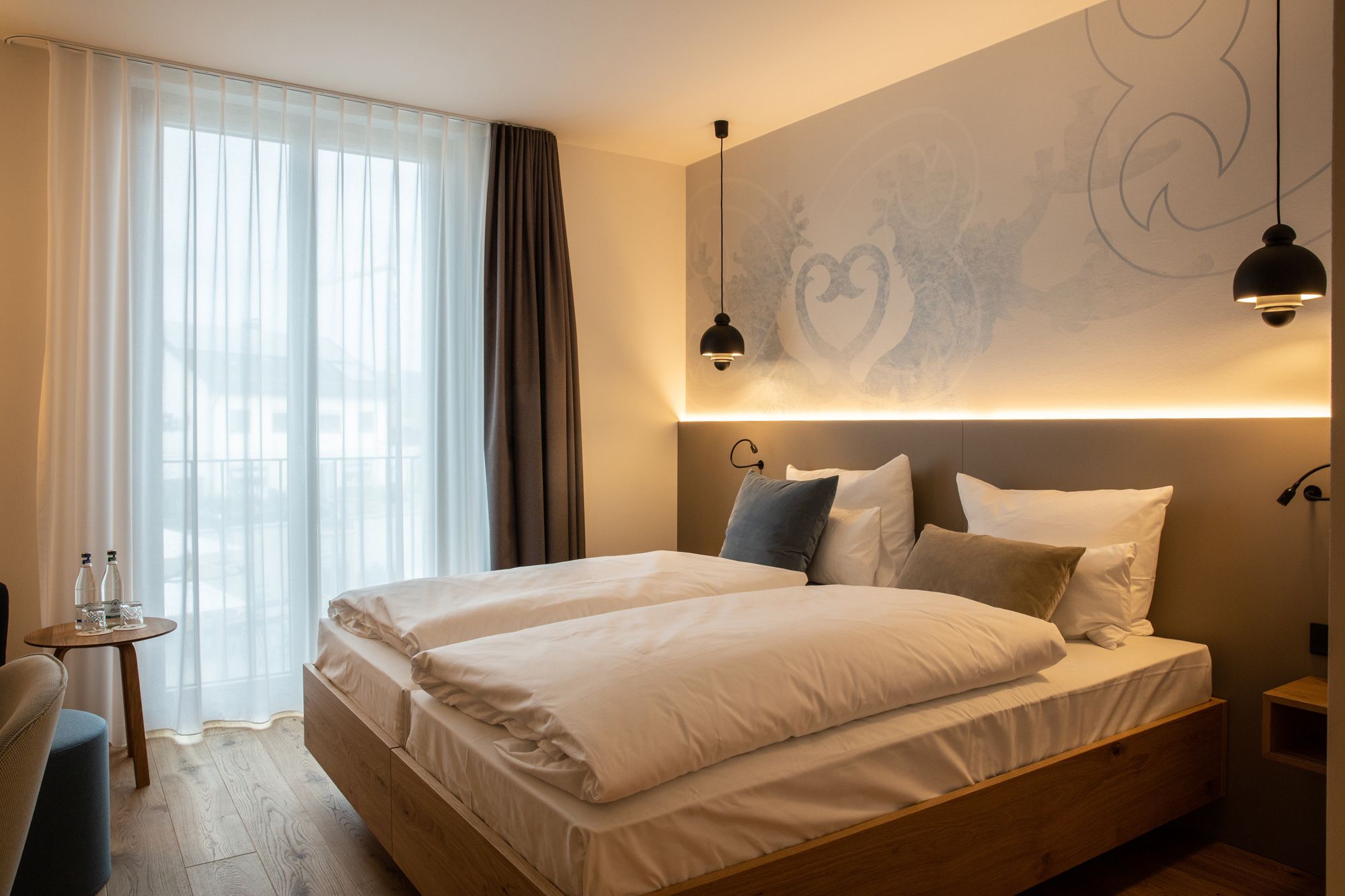 in-room safe, blackout curtains, soundproofing, free wifi