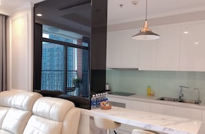 Fridge, microwave, stovetop, electric kettle