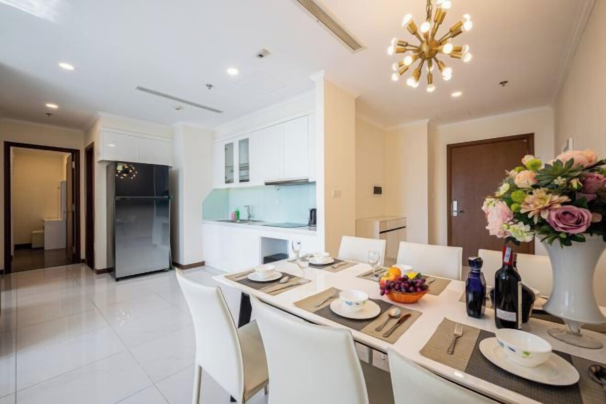 ROYAL CITY VIEW SUITE