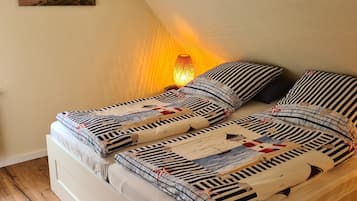 3 chambres, fer et planche à repasser, lit parapluie, Wi-Fi gratuit