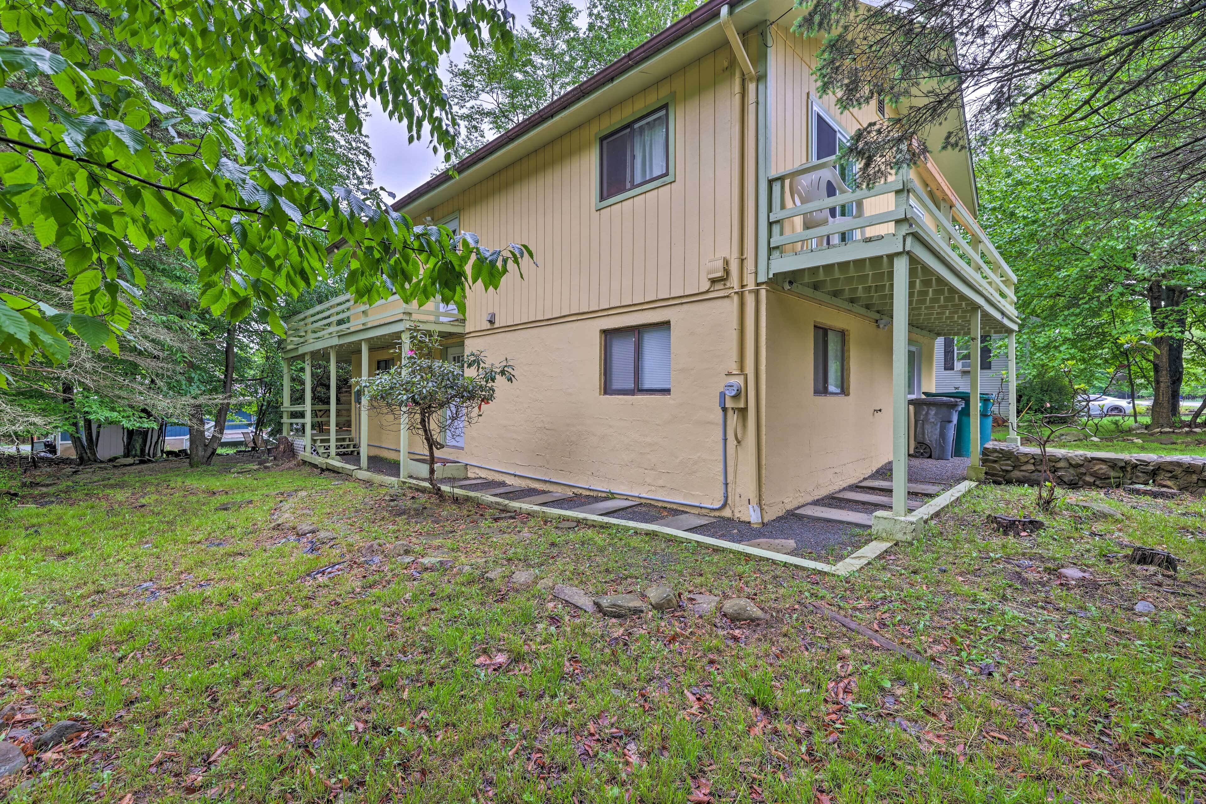 4-Season Tobyhanna Home w/ Game Room & Balcony!