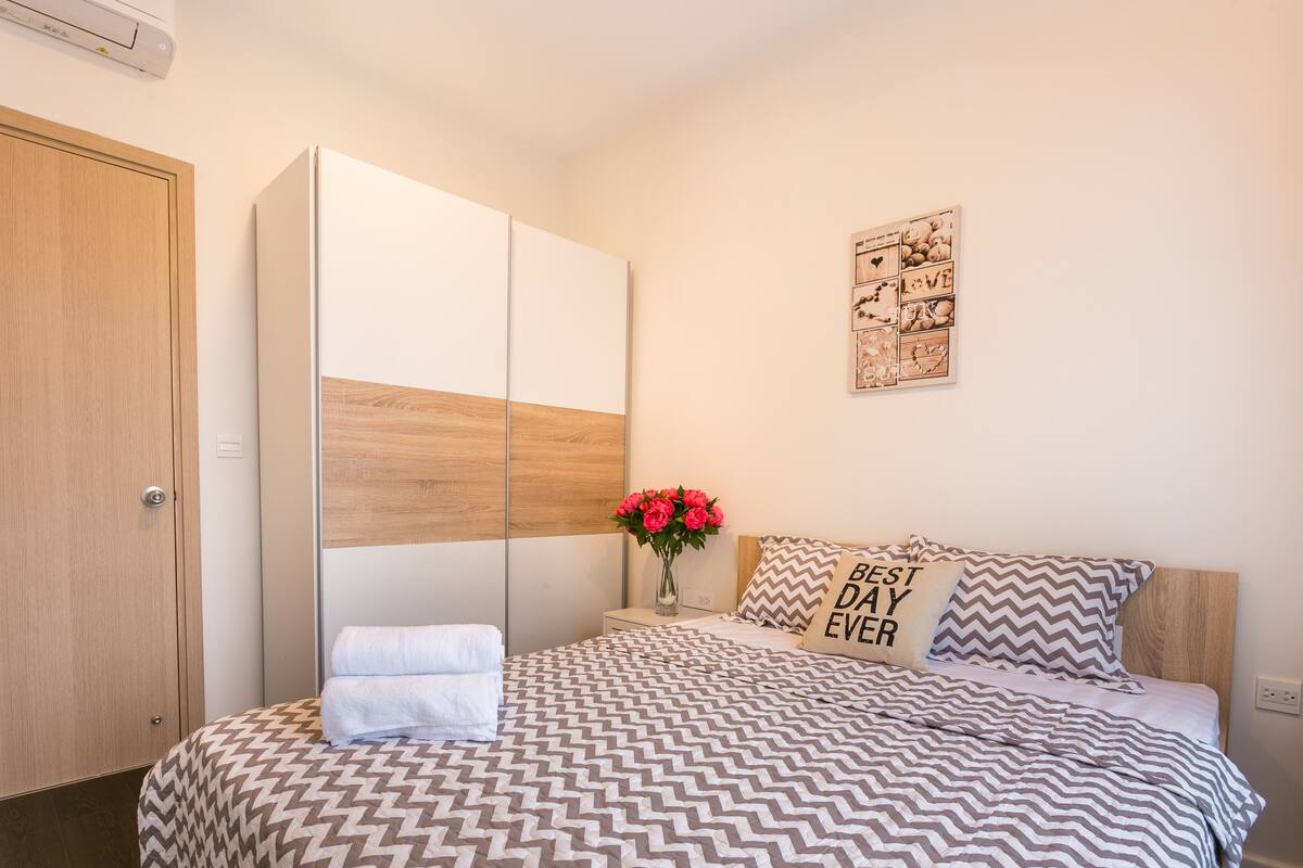 Studio (2 Beds)