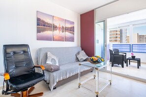 Téléviseur, foyer, lecteur de DVD