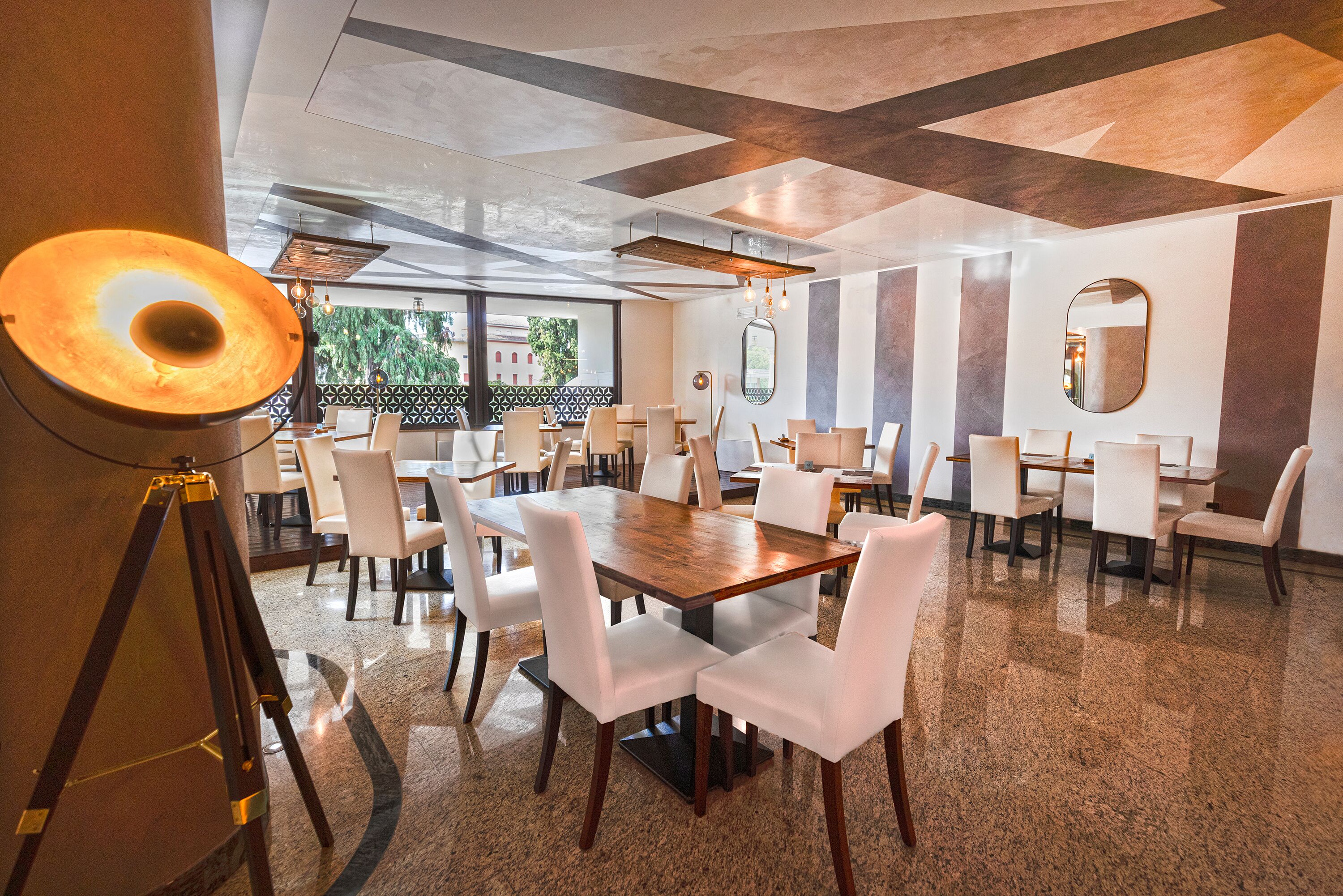 daily buffet breakfast (eur 15 per person)