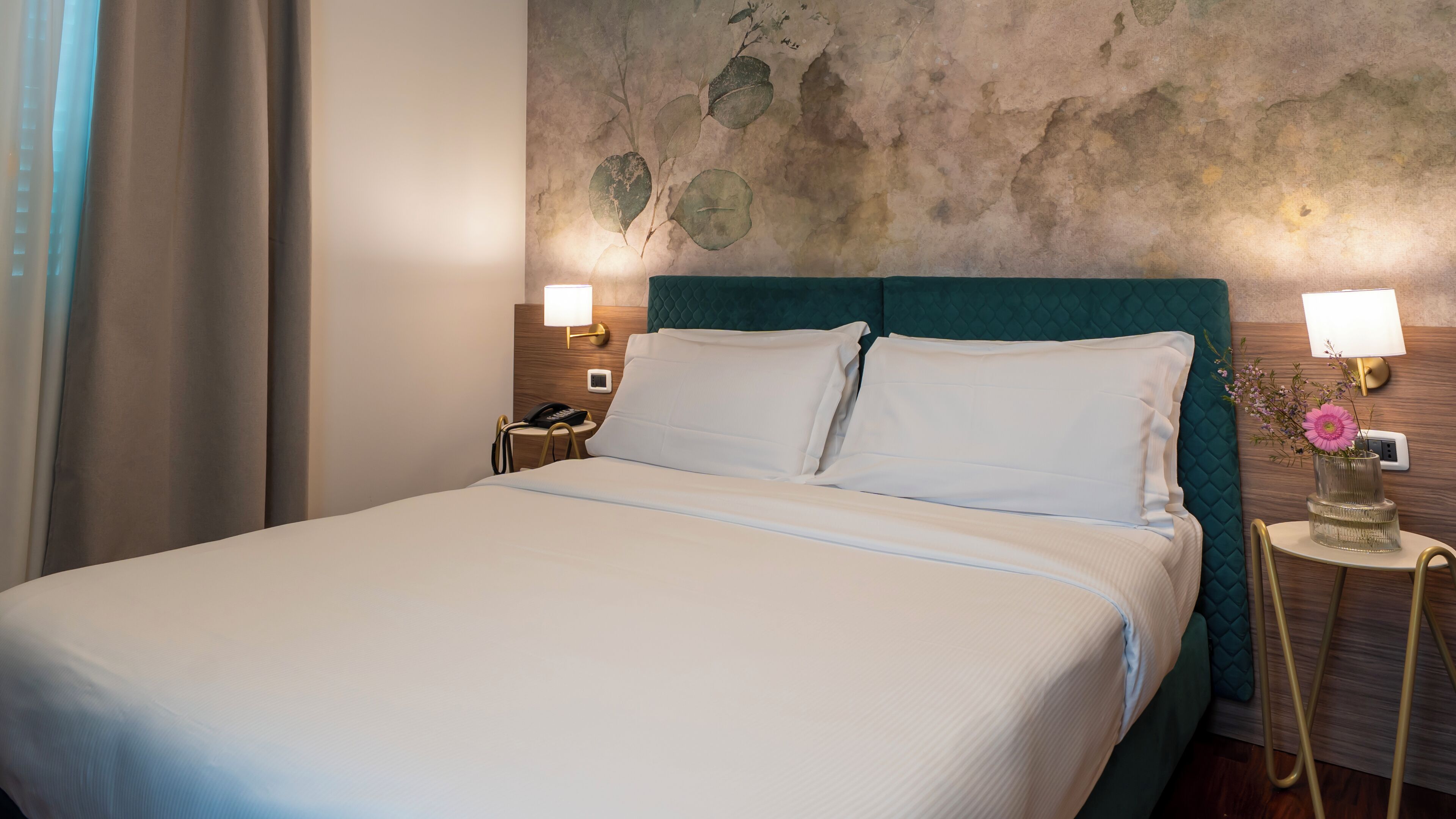 1 bedroom, minibar, in-room safe, desk