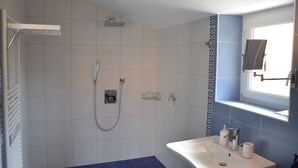 Double Room (Obidos) | Bathroom - L'Abri' Côtier (Saint-Père-en-Retz)