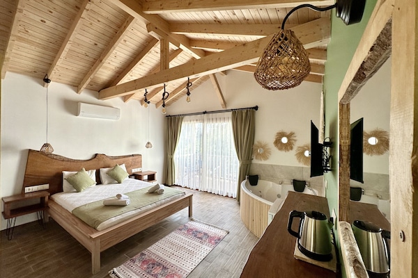 Dobbeltrom – deluxe | Sengetøy av topp kvalitet, dundyner og senger med Select Comfort-madrass