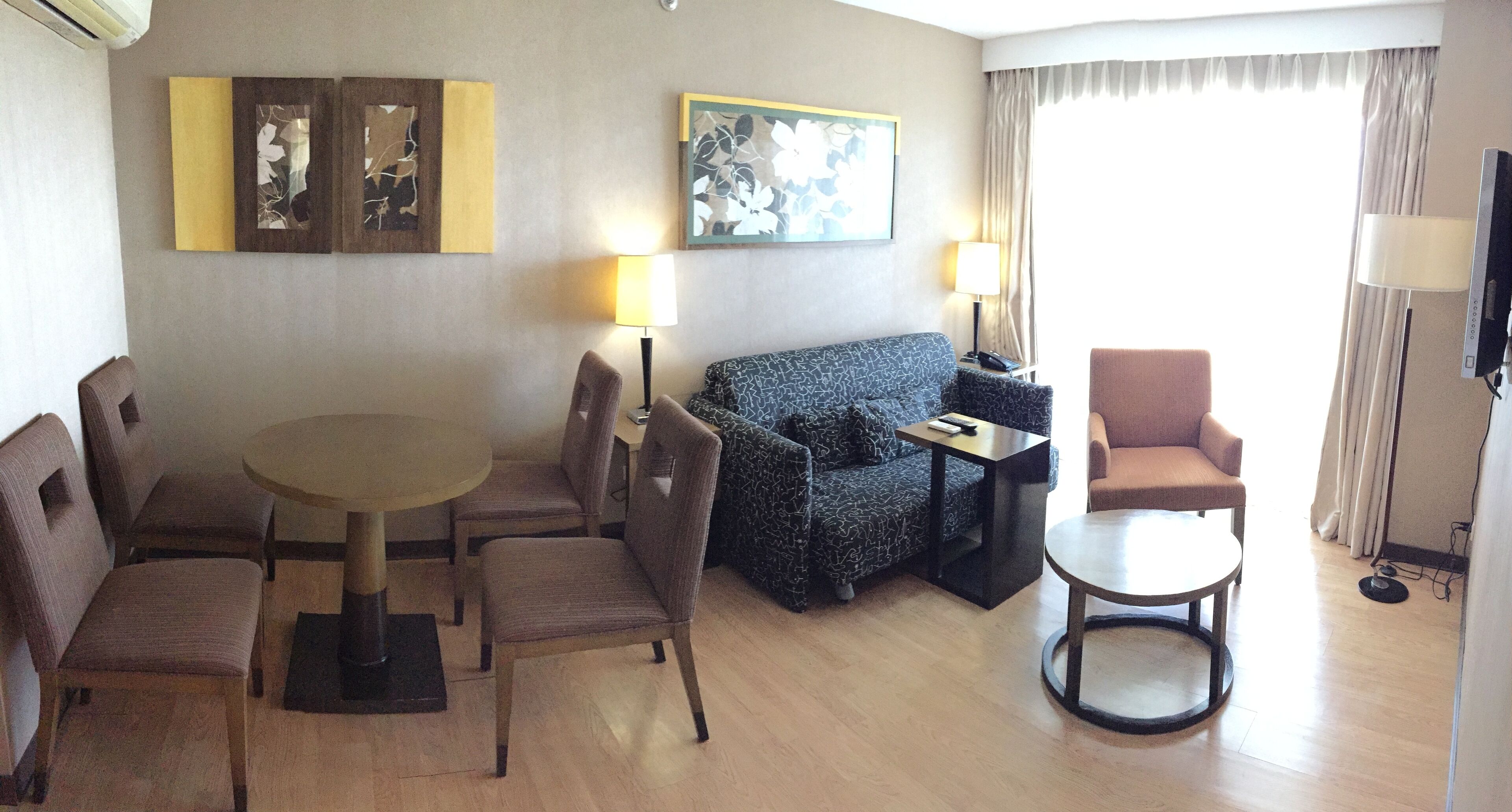 2-Bedroom Lake View Premiere Suite 6Pax