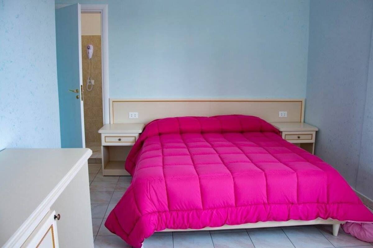 Family Room, Multiple Beds