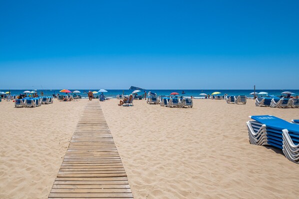 Vlak bij het strand